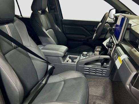 New 2026 Toyota 4Runner Limited AWD/4WD image 29
