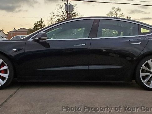Used 2018 Tesla Model 3 Performance image 19