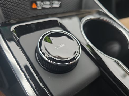 New 2026 Chevrolet Equinox ACTIV w/ LPO, Floor Liner Package image 33