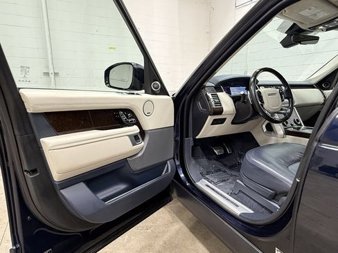 Used 2021 Land Rover Range Rover Autobiography image 39