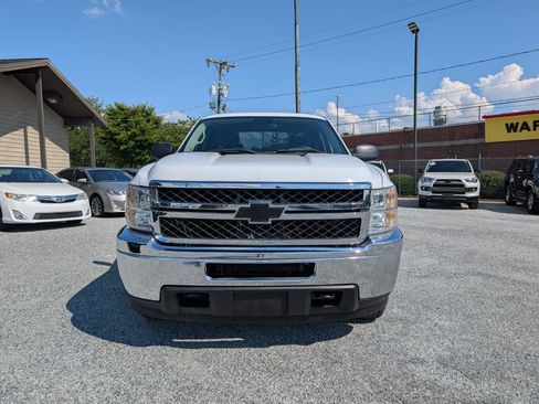 Used 2013 Chevrolet Silverado 2500 W/T RWD image 2