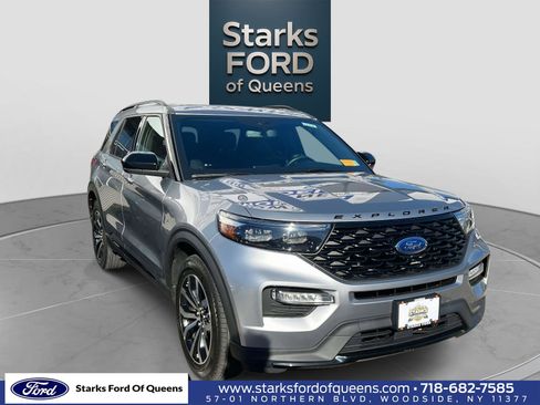 Certified 2022 Ford Explorer ST-Line w/ Class IV Trailer Tow Package image 1