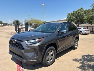 Used 2025 Toyota RAV4 XLE AWD/4WD video 1