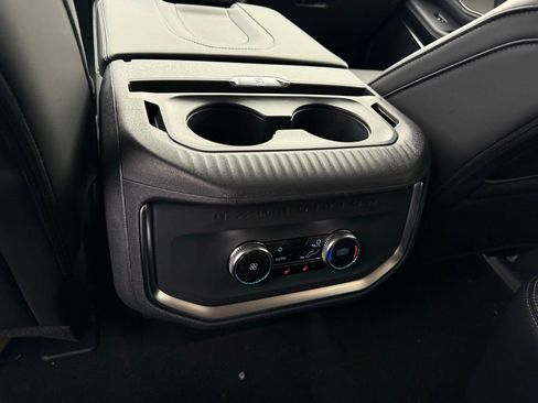 New 2026 Ford Expedition Max Platinum w/ Driver's Package image 27