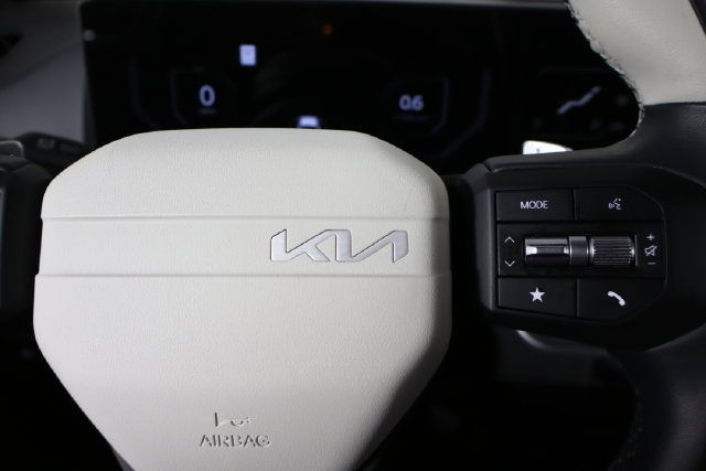 Used 2025 Kia K4 GT-Line FWD image 10