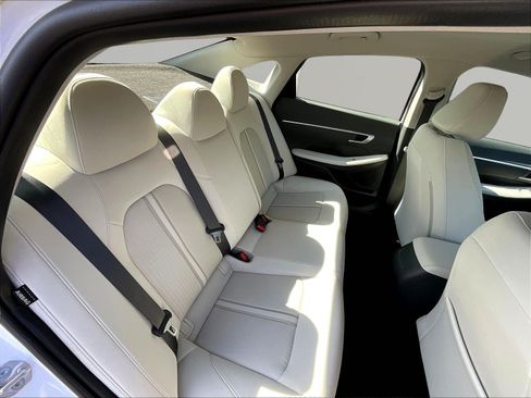 Certified 2025 Hyundai Sonata SE FWD image 25