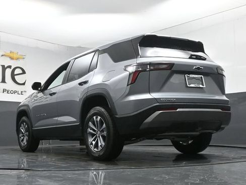 New 2026 Chevrolet Equinox LT w/ Safety and Technology Package FWD image 5