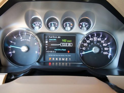 Used 2015 Ford F250 King Ranch w/ FX4 Off-Road Package image 29