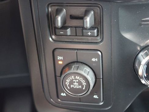 Used 2025 Ford F150 Raptor image 25