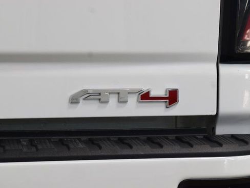 Used 2024 GMC Sierra 2500 AT4 w/ AT4 Preferred Package image 27