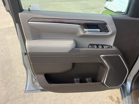 New 2026 Chevrolet Silverado 1500 LT w/ Z71 Off-Road Package image 16