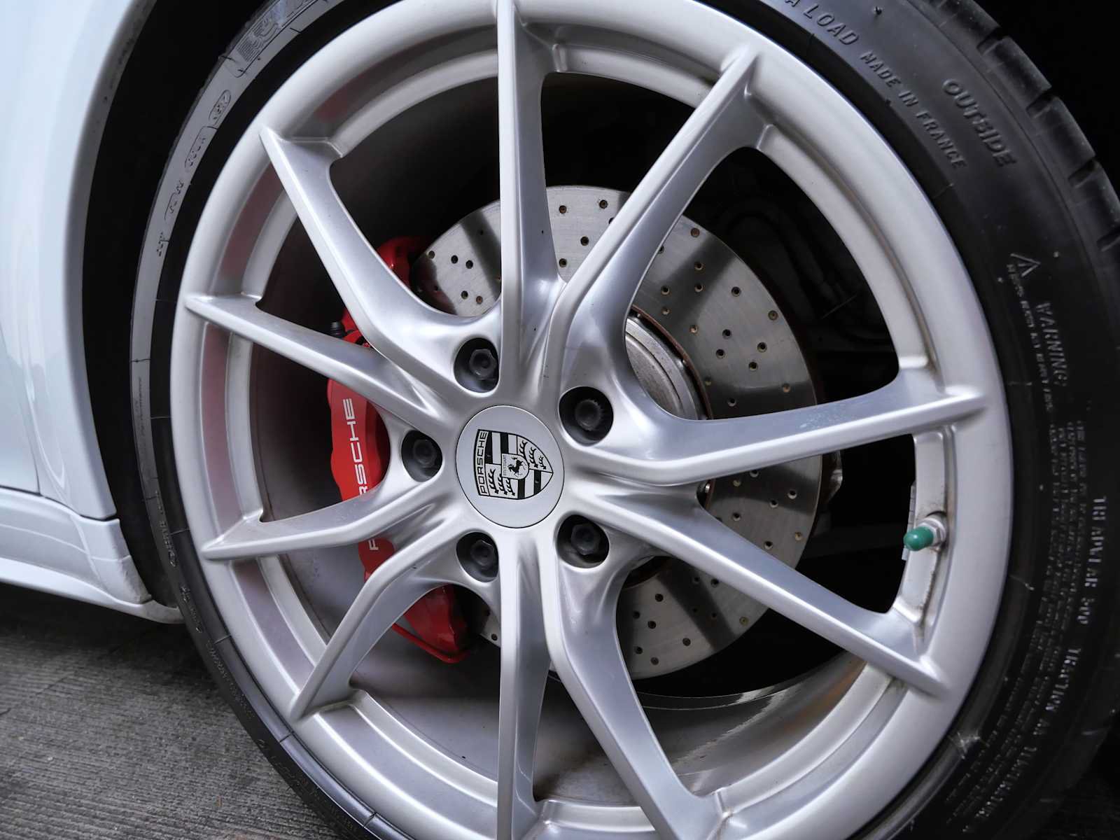 Used 2018 Porsche 911 Carrera 4S AWD/4WD image 13