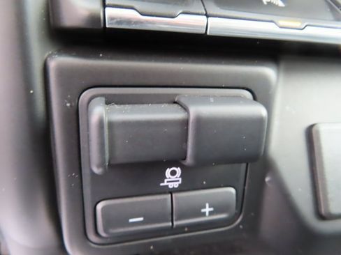 Certified 2022 Chevrolet Silverado 1500 High Country image 39