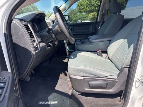 Used 2015 RAM 1500 Express AWD/4WD image 19