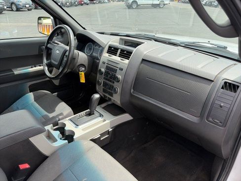 Used 2012 Ford Escape XLT FWD image 20