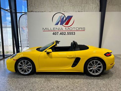 Used 2019 Porsche 718 Boxster image 1