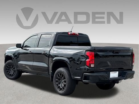 Used 2025 Chevrolet Colorado W/T w/ WT Custom Package RWD image 21