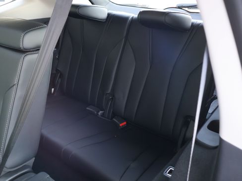 Used 2023 Acura MDX w/ Technology Package FWD image 19