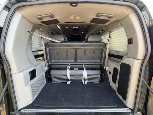 Used 2014 Chevrolet Express 2500 Extended image 36