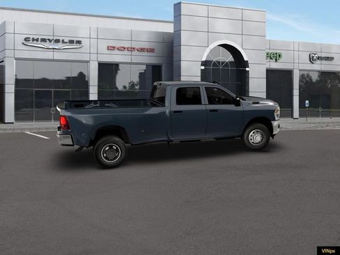 New 2026 RAM 3500 Tradesman AWD/4WD image 15