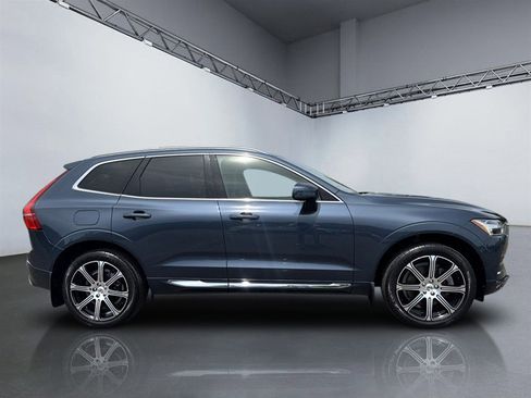 Used 2020 Volvo XC60 T6 Inscription AWD/4WD image 3