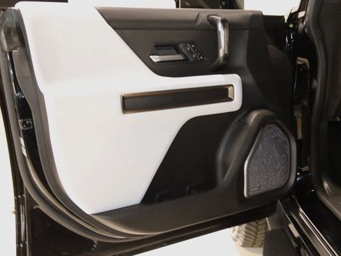 Used 2025 GMC Hummer EV 3X AWD/4WD image 31