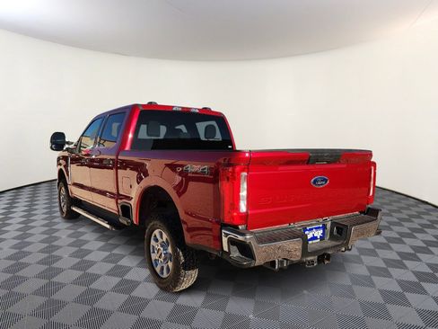 Used 2023 Ford F250 XLT image 3