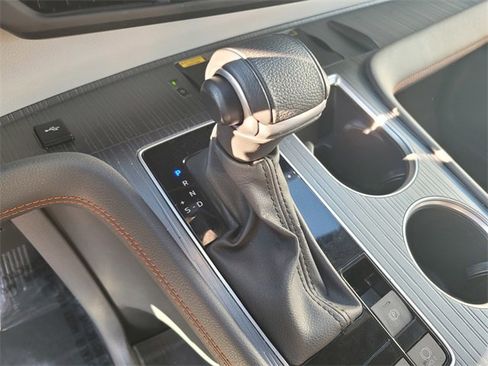 Used 2024 Toyota Sienna XSE image 20