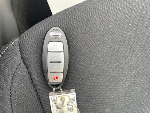 Used 2023 Nissan Sentra SV FWD image 25