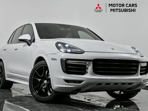 Used 2016 Porsche Cayenne GTS AWD/4WD image 1