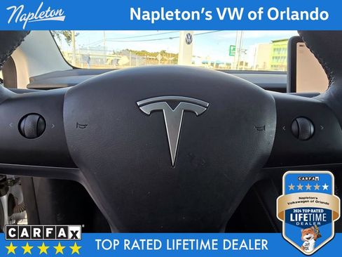 Used 2023 Tesla Model 3 Standard Range image 12