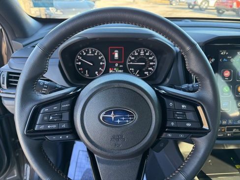 Used 2025 Subaru Forester Touring image 22