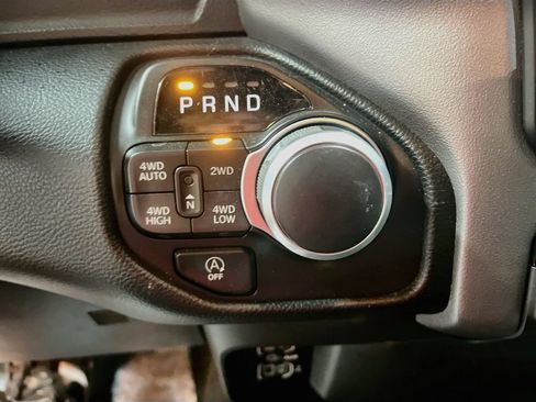 Used 2023 RAM 1500 Big Horn AWD/4WD image 16