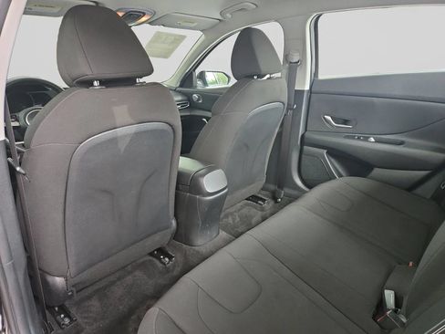 Used 2023 Hyundai Elantra SEL FWD image 26