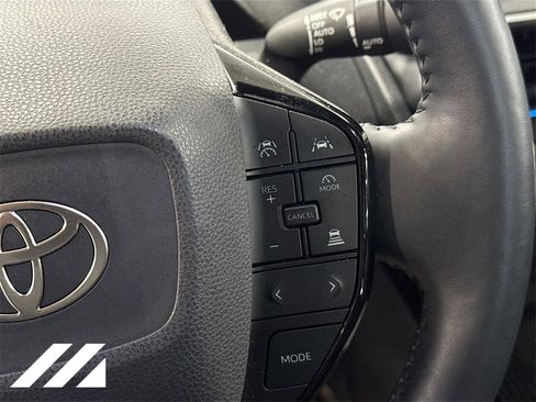 Used 2023 Toyota Prius XLE image 13