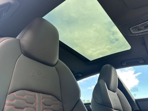 New 2026 Audi RS 7 Performance image 13