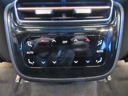 Used 2023 Mercedes-Benz EQS 580 4MATIC image 31