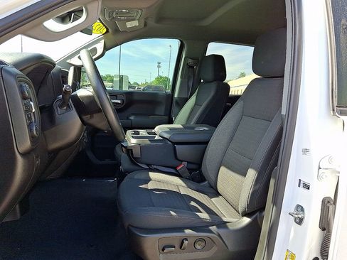 Certified 2024 Chevrolet Silverado 1500 Custom w/ Turbomax Blackout Package image 15