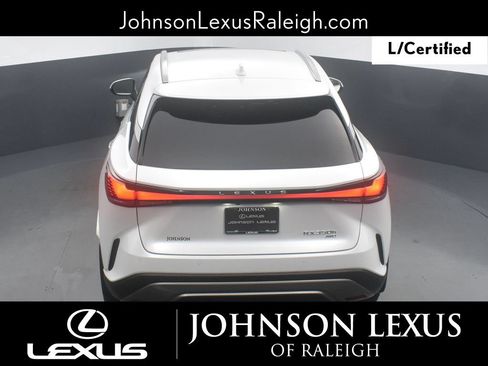 Used 2025 Lexus RX 350h w/ Accessory Package AWD/4WD image 29