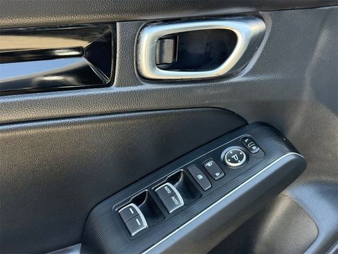 Used 2022 Honda Civic Sport Touring image 12