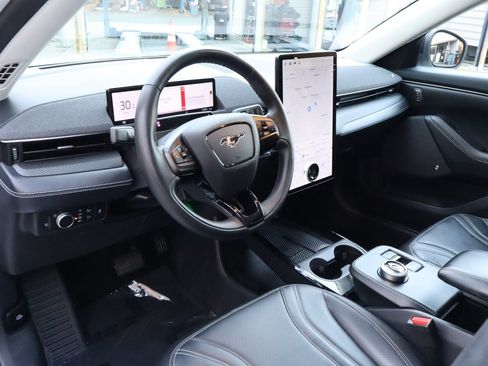 Used 2022 Ford Mustang Mach-E Premium RWD image 17