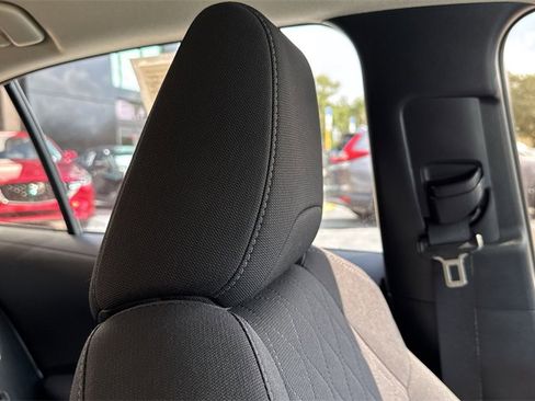 Used 2022 Toyota Corolla LE image 21