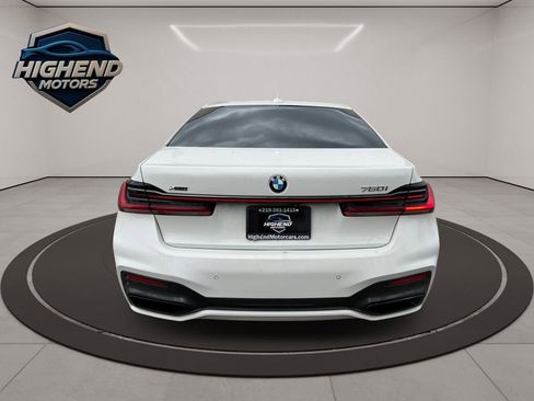Used 2021 BMW 750i xDrive w/ Luxury Rear Seating Package image 6