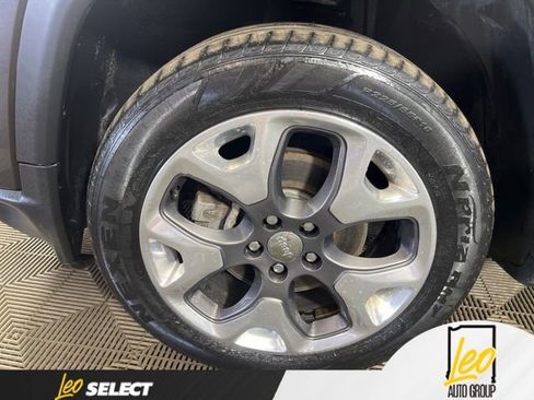 Used 2021 Jeep Compass Limited FWD image 10
