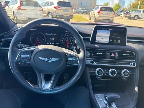 Used 2020 Genesis G70 3.3T w/ Sport Package image 18