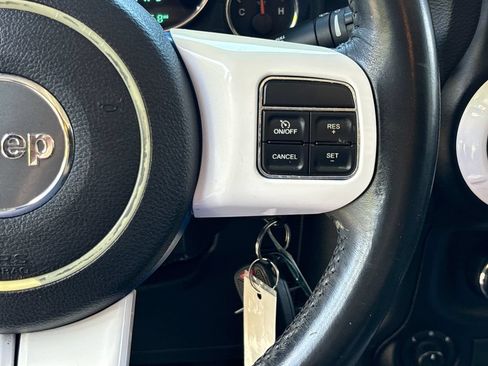 Used 2016 Jeep Wrangler Sport AWD/4WD image 20