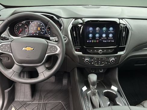 Used 2023 Chevrolet Traverse High Country w/ LPO, Floor Liner Package FWD image 10