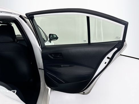 Used 2024 Toyota Corolla LE FWD image 27