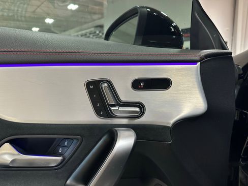 Used 2023 Mercedes-Benz CLA 250 image 11