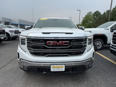 Certified 2025 GMC Sierra 1500 SLT w/ SLT Premium Plus Package AWD/4WD image 9